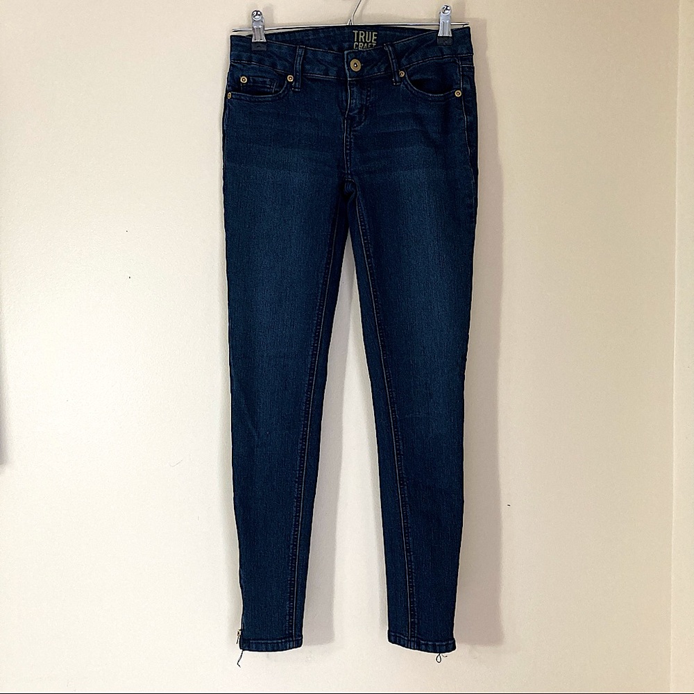 💥 True Craft skinny zipper ankle jeans size 1!